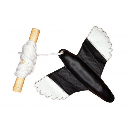 J58 Höyhenvieheke Houkutin Haukkakoulutukseen 110g Musta/Valkoinen